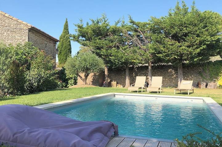 Villa pour 6 personnes, animaux acceptés à Gordes
