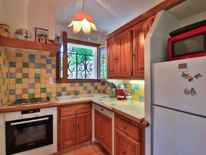 Ganze Wohnung, Appartement in Le Bar-Sur-Loup mit Eigenem Garten in Le Bar-sur-Loup, Mittelmeerküste (Frankreich)