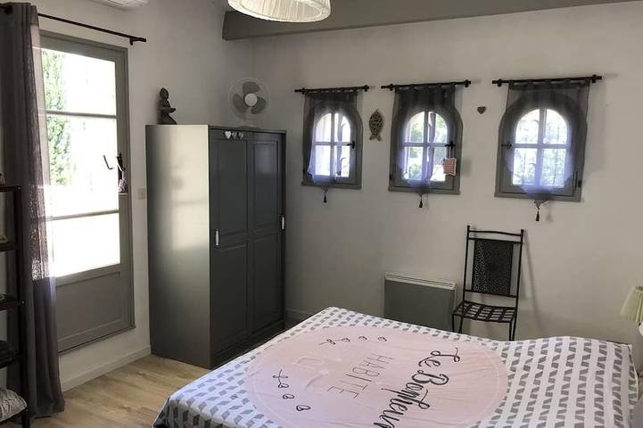 Location de vacances pour 8 personnes, avec jardin et balcon à Méjannes-le-Clap - 4