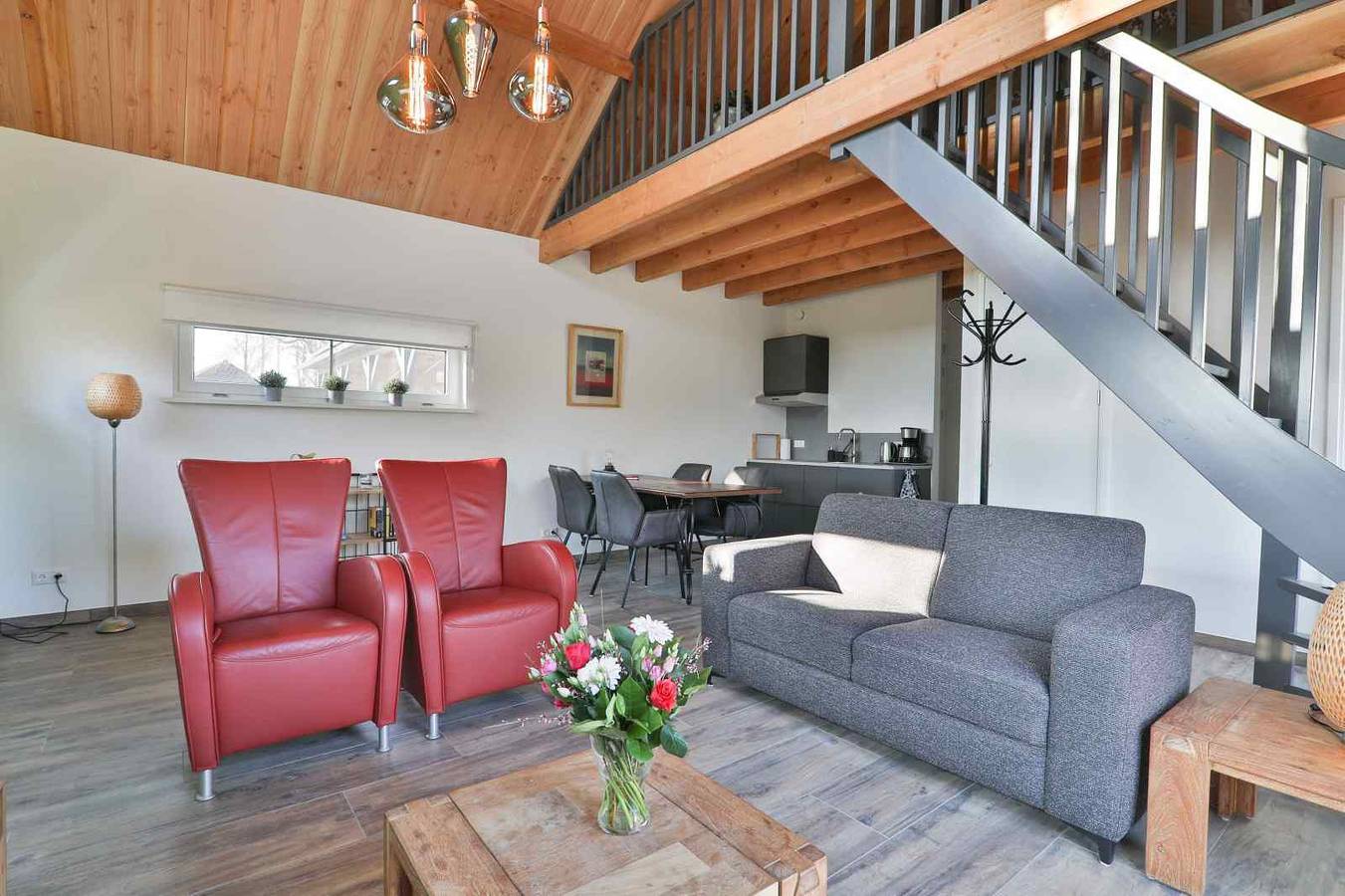 Geräumiges, freistehendes Ferienhaus für 4 Personen in Zuidwolde, Drenthe in Zuidwolde, Drenthe