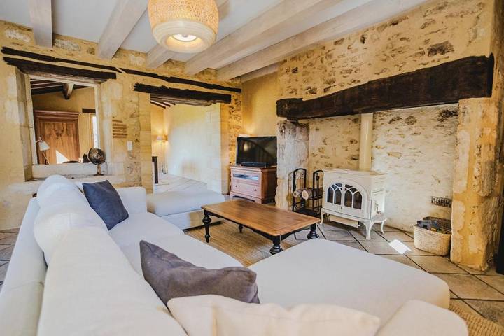 Location de vacances pour 6 personnes, avec jardin ainsi que piscine et vue à Saint-Chamassy - 2