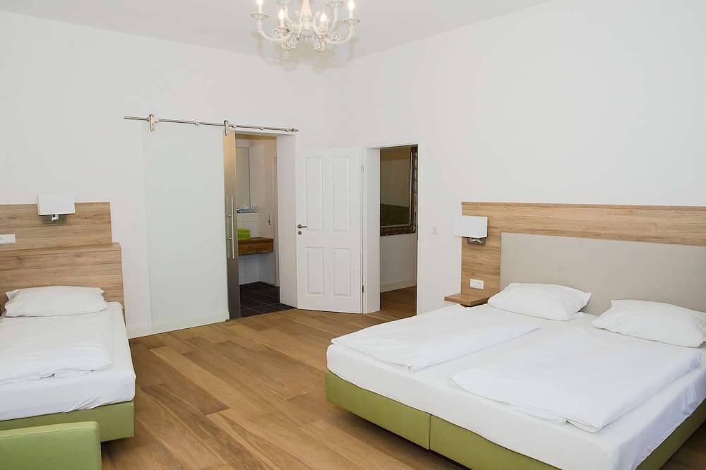 Ganze Wohnung, Perkeo Apartments: Junior-, Familiensuite | Heidelberg-Altstadt in Altstadt Heidelberg, Heidelberg