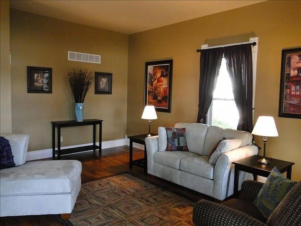 Cottage mit Charme - Moderne Ausstattung-Quiet Innenstadt Nachbarschaft in Riley County