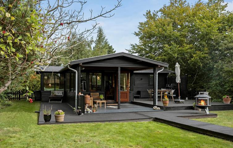 Ferieudlejning for 5 personer, med Terrasse i Reersø
