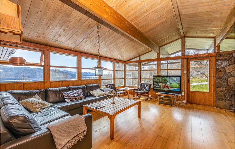 Ferienhaus für 7 Personen mit Garten in Haram, Nördliches Fjordnorwegen