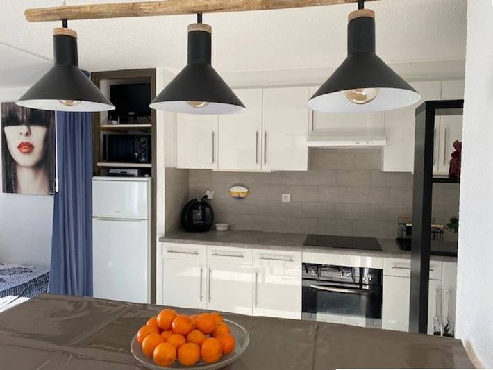 Estudio entero, Estudio cabina con terraza y acceso a piscina, 4 plazas - Le Barcarès in Le Barcarès, Côte d'Améthyste