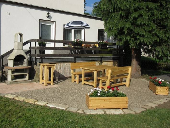 Ferienhaus für 4 Personen, mit Terrasse und Garten in Struppen