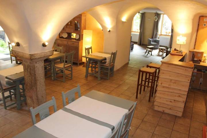 Hôtel pour 3 personnes, avec sauna ainsi que jardin et jacuzzi à Abriès - 2