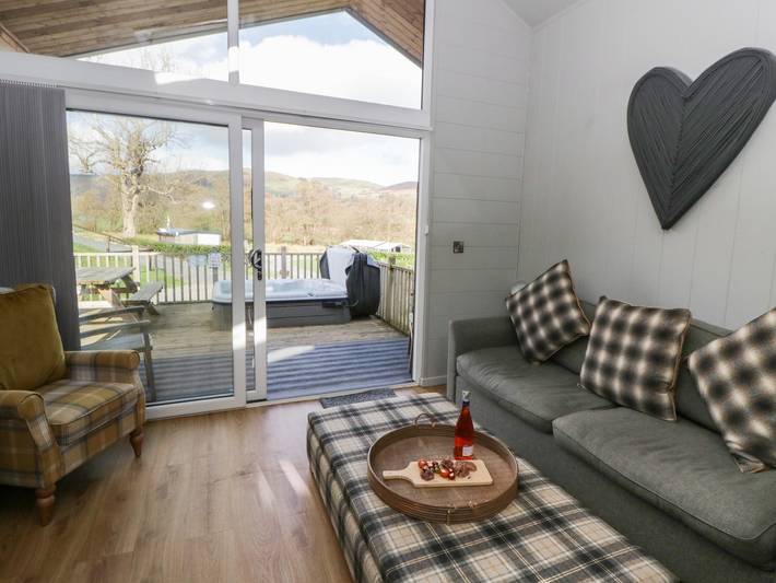 Doe Lodge in Powys