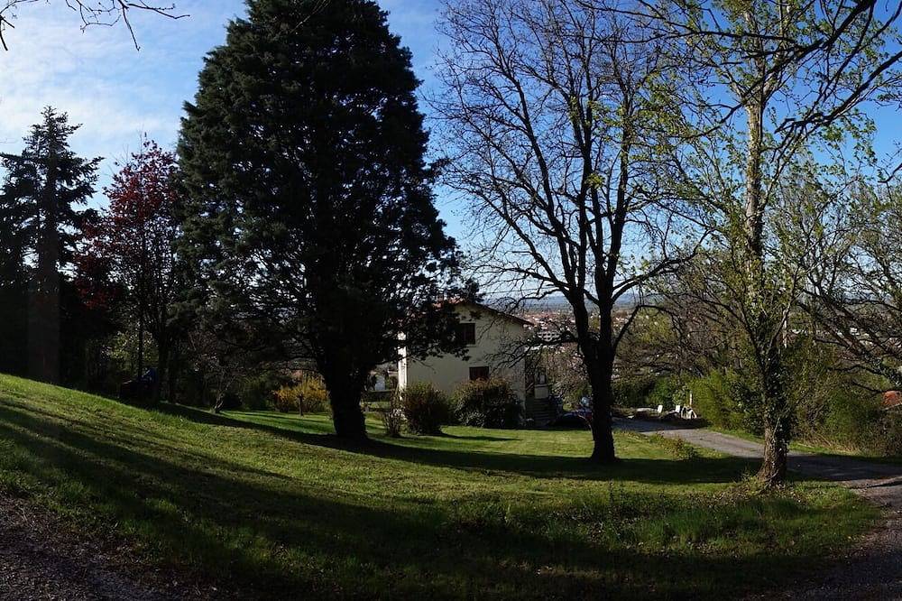 Appartement entier, Gite nature Pres Du Lac De Saint Ferreol in Revel, Lauragais