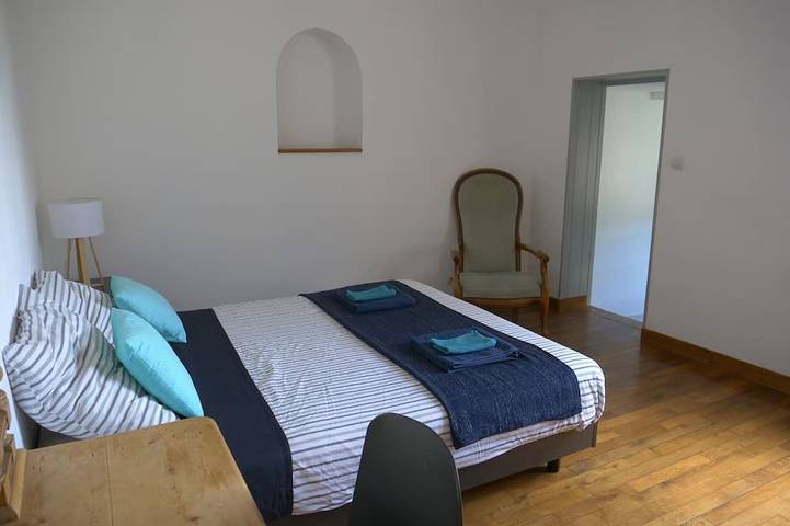 Gîte pour 7 personnes, avec jardin ainsi que terrasse et jacuzzi dans Château de Saumur - 3