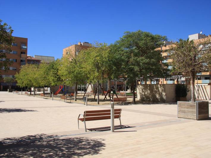 Ferienwohnung für 4 Personen, mit Pool und Garten sowie Terrasse in Barcelona - 4