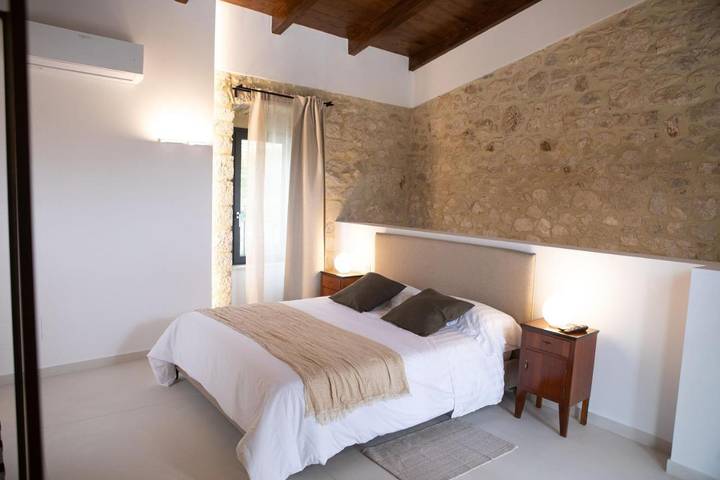 Gîte pour 3 personnes, avec jardin et vue à San Donato Val di Comino