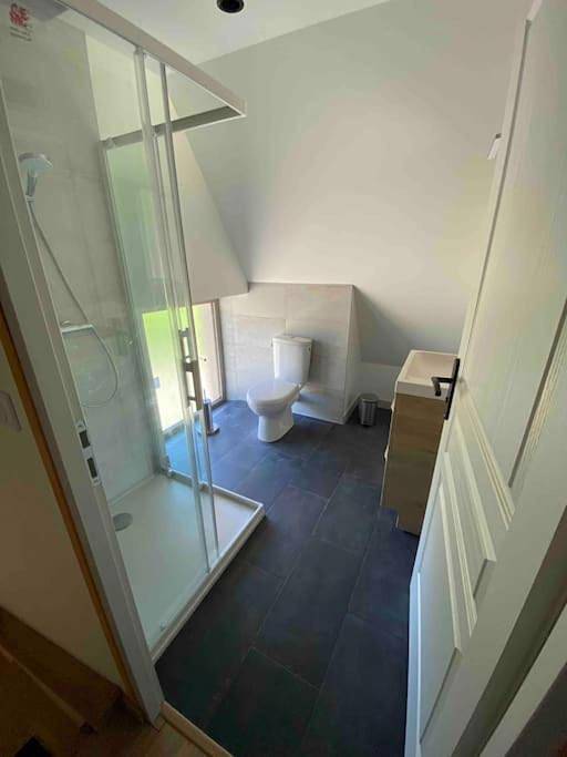 Location de vacances pour 6 personnes, avec piscine ainsi que terrasse et jardin à Alvignac - 3