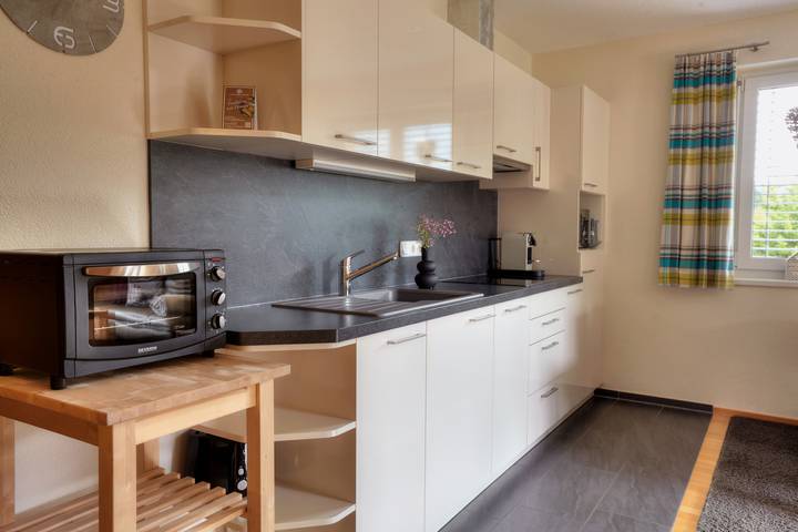 Ferienwohnung für 5 Personen, mit Balkon und Terrasse in Damüls - 2