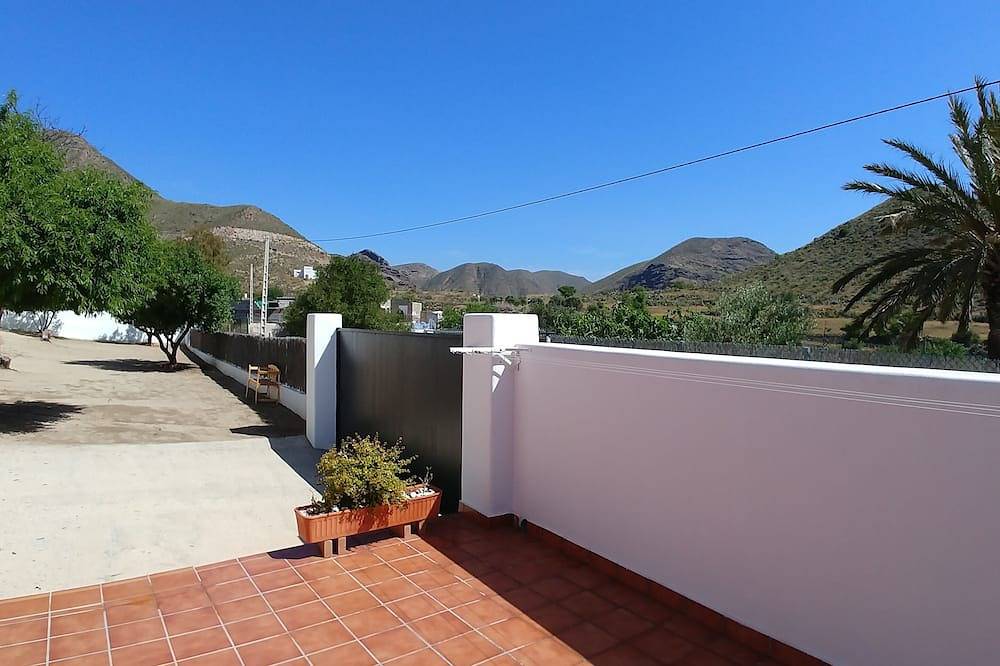 Preciosa casa en el paraiso a tres minutos de las mejores playas virgenes in Hortichuelas, Níjar