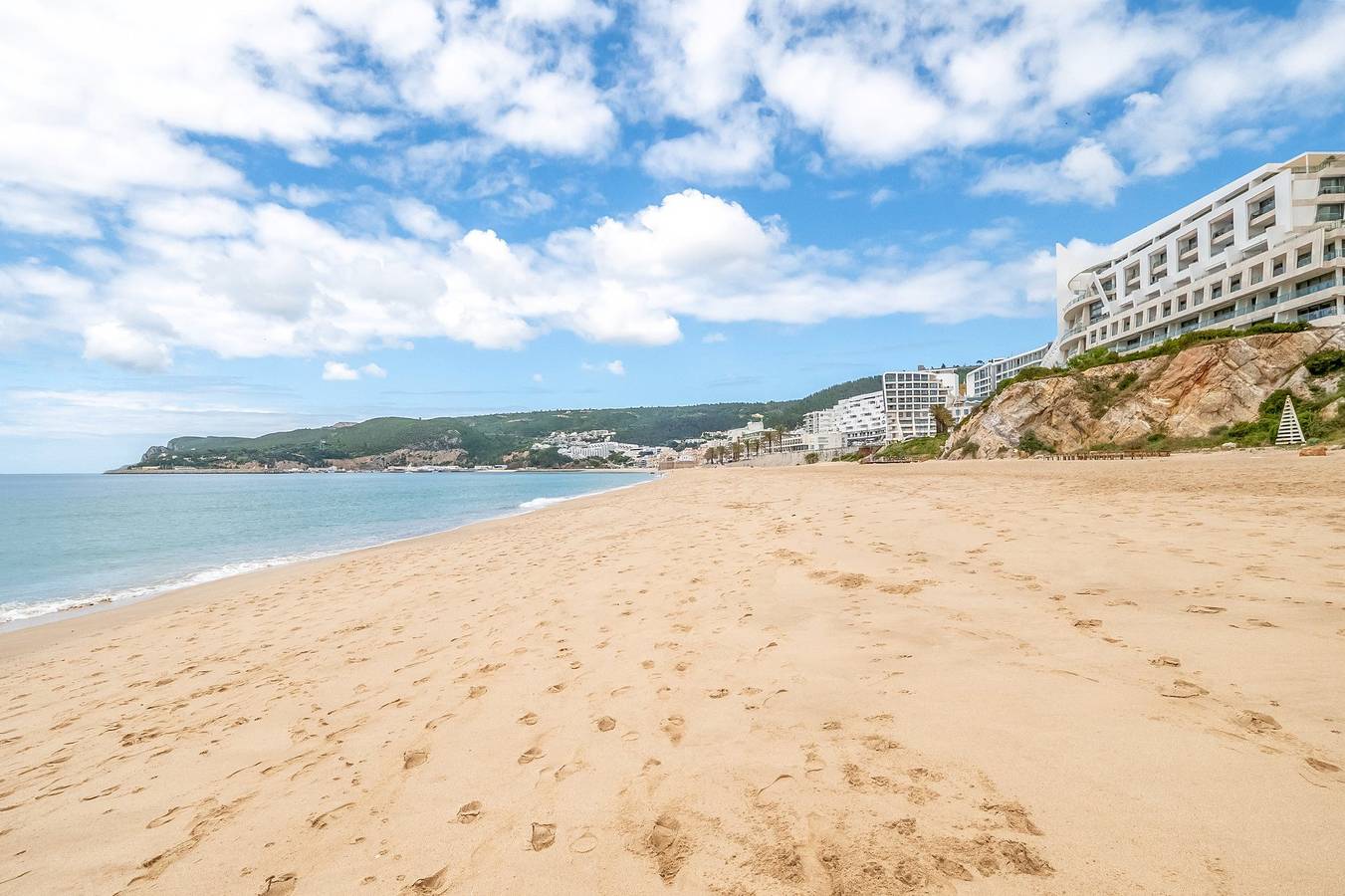 Studio entier, Guestready - Studio en bord de mer in Praia da Califórnia, Sesimbra
