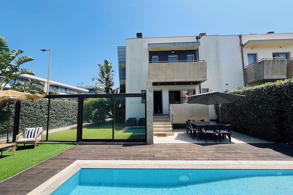 Atlantic House - Beachfront Luxury House in Canidelo, Porto Distrikt