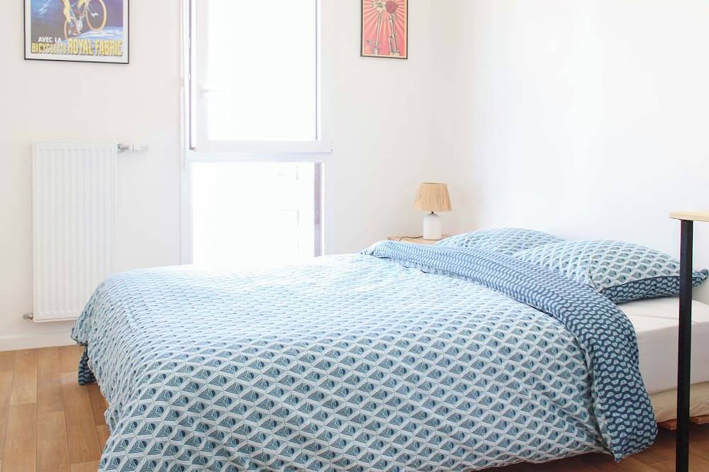 Ganze Wohnung, Apartment 2 bedrooms with balcony in Aubervilliers, Seine-Saint-Denis