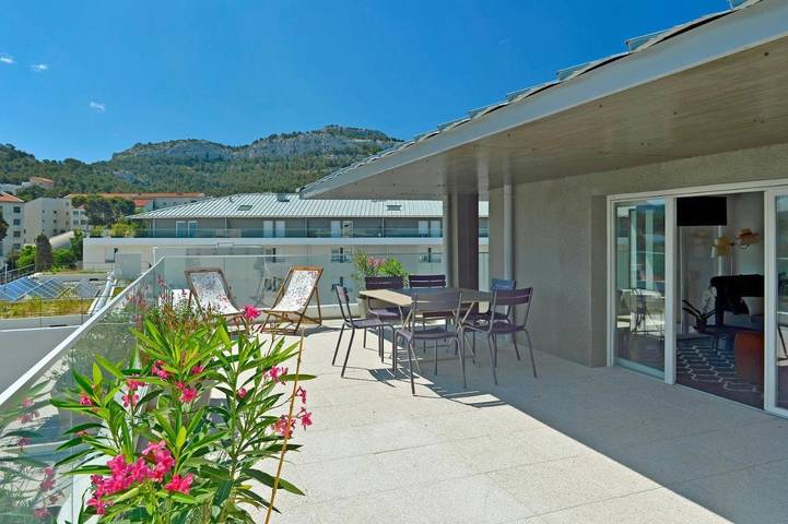 Gîte pour 5 personnes, avec vue et terrasse, animaux acceptés dans La Pointe-Rouge - 4