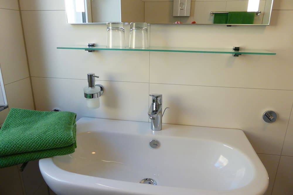 Ganze Wohnung, Ferienwohnung St-Petershof in Winningen, Osteifel