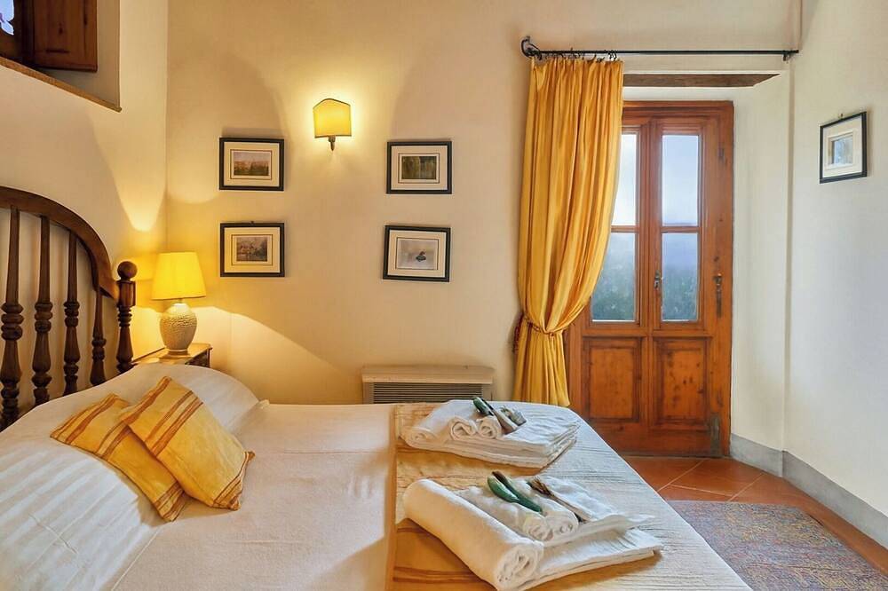 Villa Luisa - Farmhouse with private pool in Fiano, Certaldo