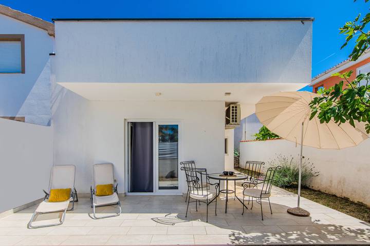 Ferienhaus für 4 Personen, mit Garten und Terrasse, mit Haustier in Kroatien