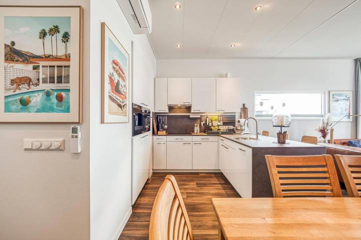 Hausboot für 6 Personen, mit Seeblick und Terrasse in Ribnitz-Damgarten - 3