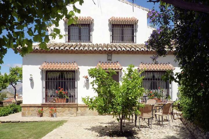 Ferienhaus für 10 Personen, mit Pool und Terrasse sowie Garten, mit Haustier in Antequera