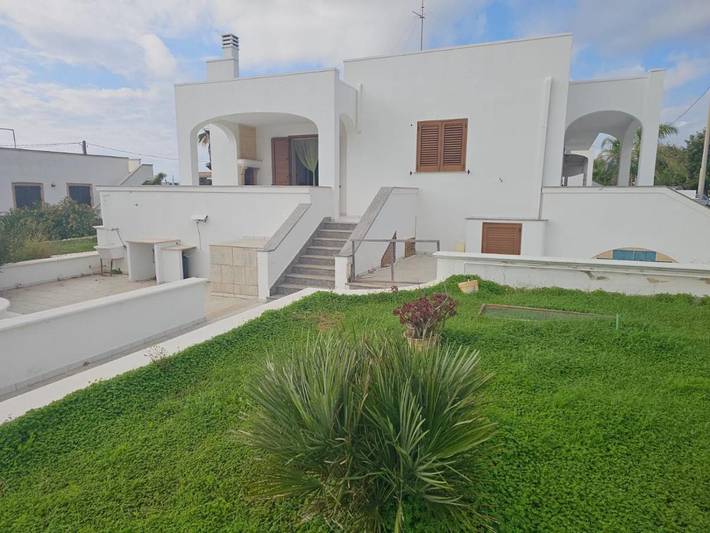 Villa per 6 persone, con terrazza, con animali domestici a Pescoluse