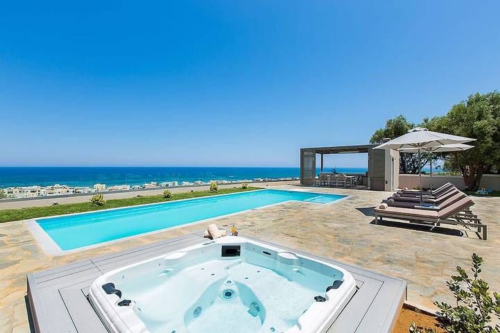 Villa voor 10 personen, with balkon/terras and terras as well as kinderzwembad - 1