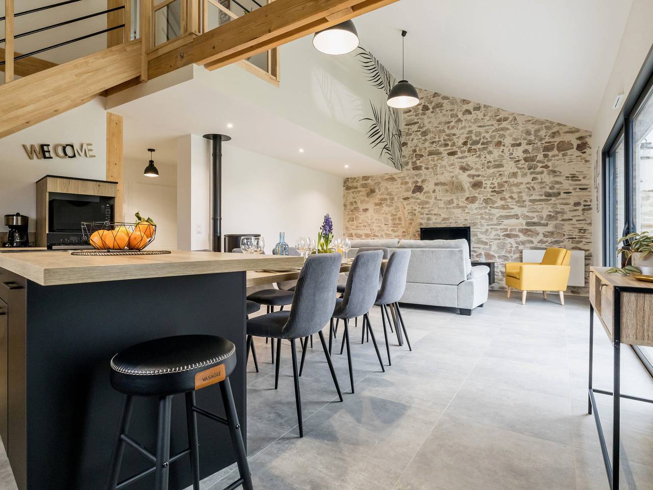 Renovierte Scheune, ideal für Familien, nahe Nantes, mit Garten, Wlan und Kinderfreundlichkeit in Nort-sur-Erdre, Châteaubriant und Umgebung