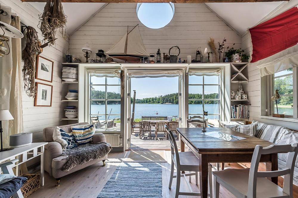 Sjöstuga Myttinge in Scherenkust van Stockholm