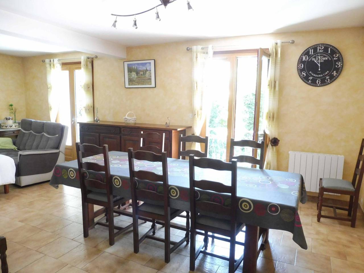 Gîte La Maison de Famille in Louchy-Montfand, Allier