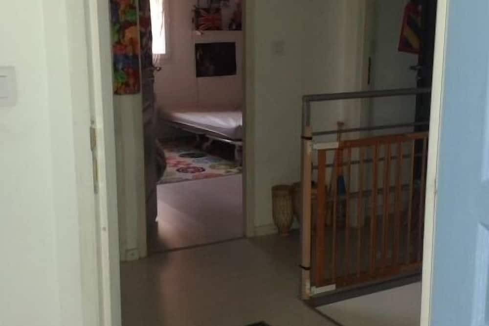 Appartement entier, Appartement dans bâtisse vigneronne proche Montpellier, plages , arrière pays, in Saint-Jean-de-Védas, Côte méditerranéenne (France)