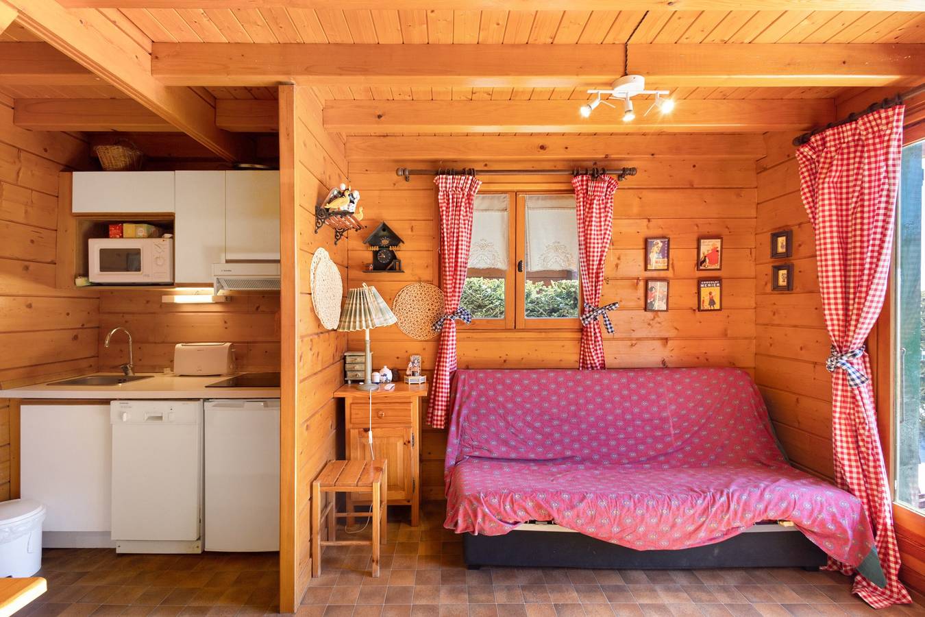 Chalet "Maison De Bois Finlandaise" con 2 terrazze private e balcone in Bolquère, Parco naturale regionale dei Pirenei catalani