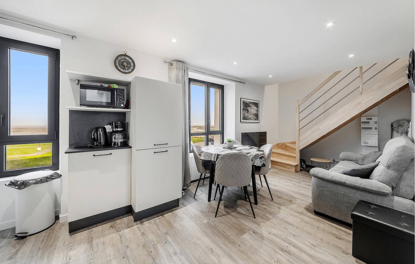 Appartement de vacances entier, Appartement avec vue sur la mer : WiFi, Parking, Sèche-cheveux - Proche de la plage et de la ville in Saint-Benoît-des-Ondes, Baie du Mont-Saint-Michel