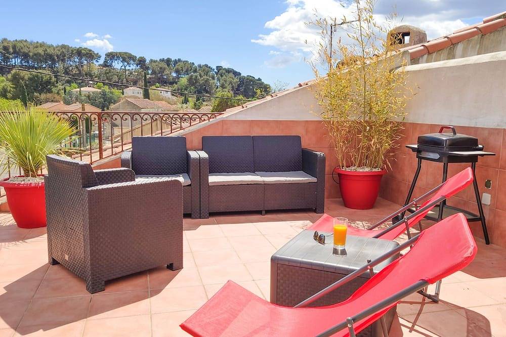 Appartement entier, Villa Reiala Plan-de-Cuques - Studio Terrasse in Plan-de-Cuques, Côte méditerranéenne (France)