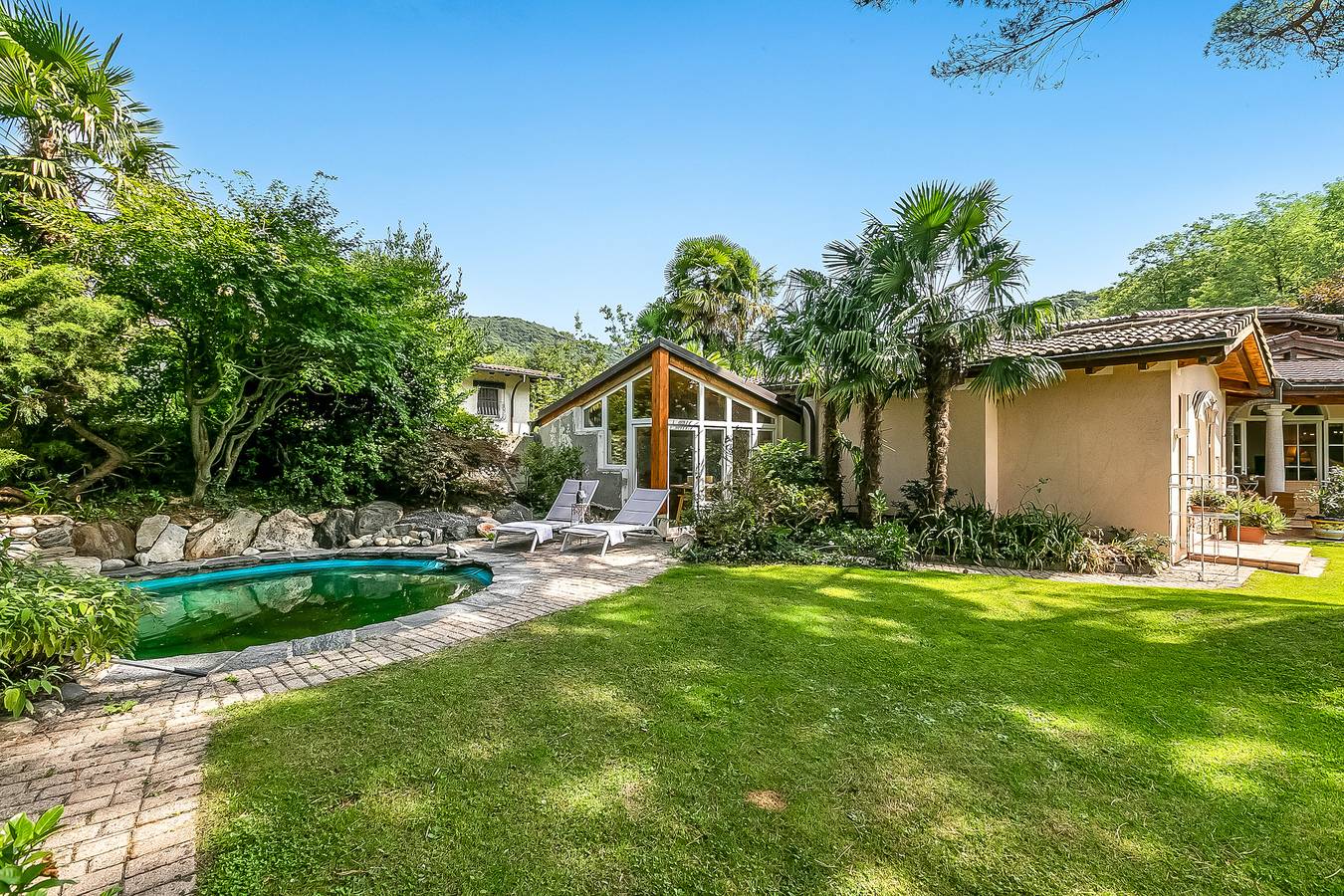 Villa Tre Pini in Lugano, Lago de Lugano