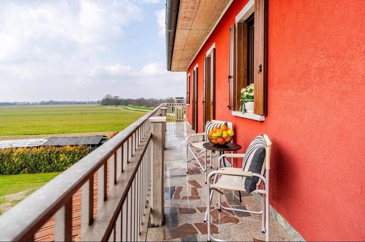 Appartamento per 6 persone, con panorama e terrazza nonché giardino a Marcon