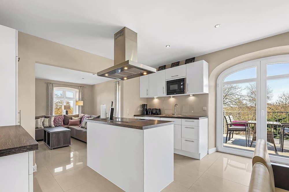 Ganze Wohnung, Ferienwohnung Lille Hus 2 in St. Peter-Ording mit Gemeinschaftssauna und Balkon in St. Peter-Ording, Eiderstedt