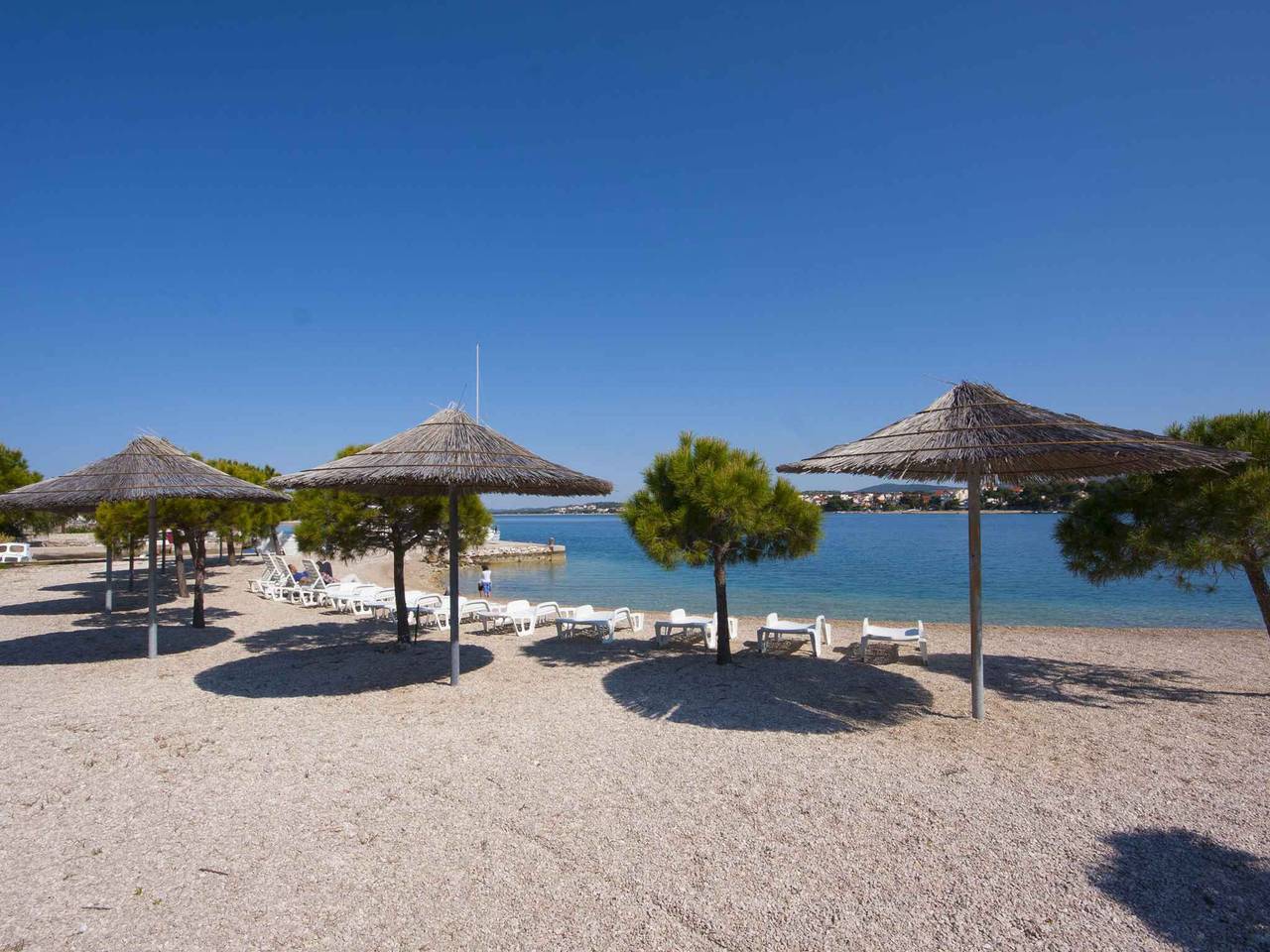 Ganze Ferienwohnung, Apartment am Meer mit Balkon, Meerblick, Wlan und Klimaanlage  in Krapanj, Krapanj (Kroatische Adria)
