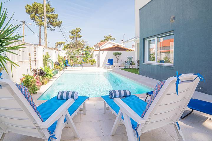 Casa de férias para 8 pessoas, com Terraço em Aroeira
