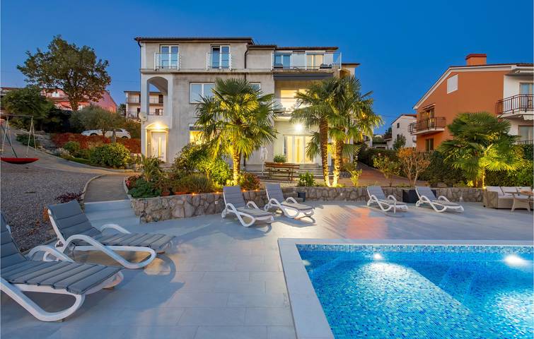 Ferienwohnung für 2 Personen, mit Terrasse und Garten in Rijeka - 2