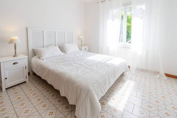 Location de vacances pour 13 personnes, avec jardin à Tanneron - 3