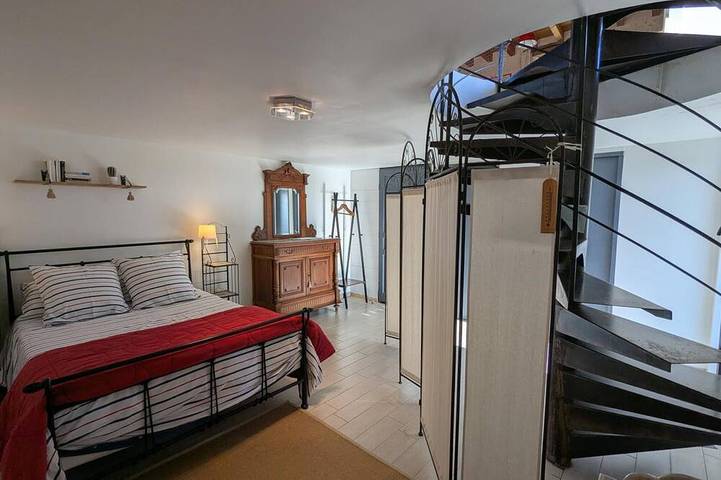 Gîte pour 6 personnes, avec jardin à Montignac-le-Coq - 3