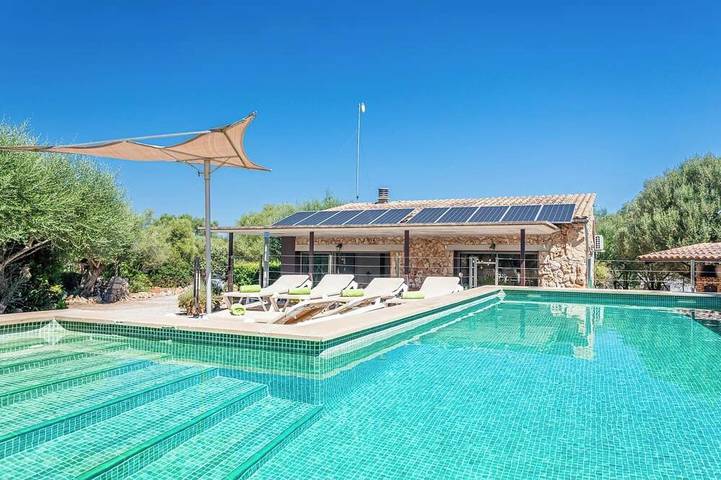 Finca für 6 Personen, mit Whirlpool und Garten in Lloret de Vistalegre