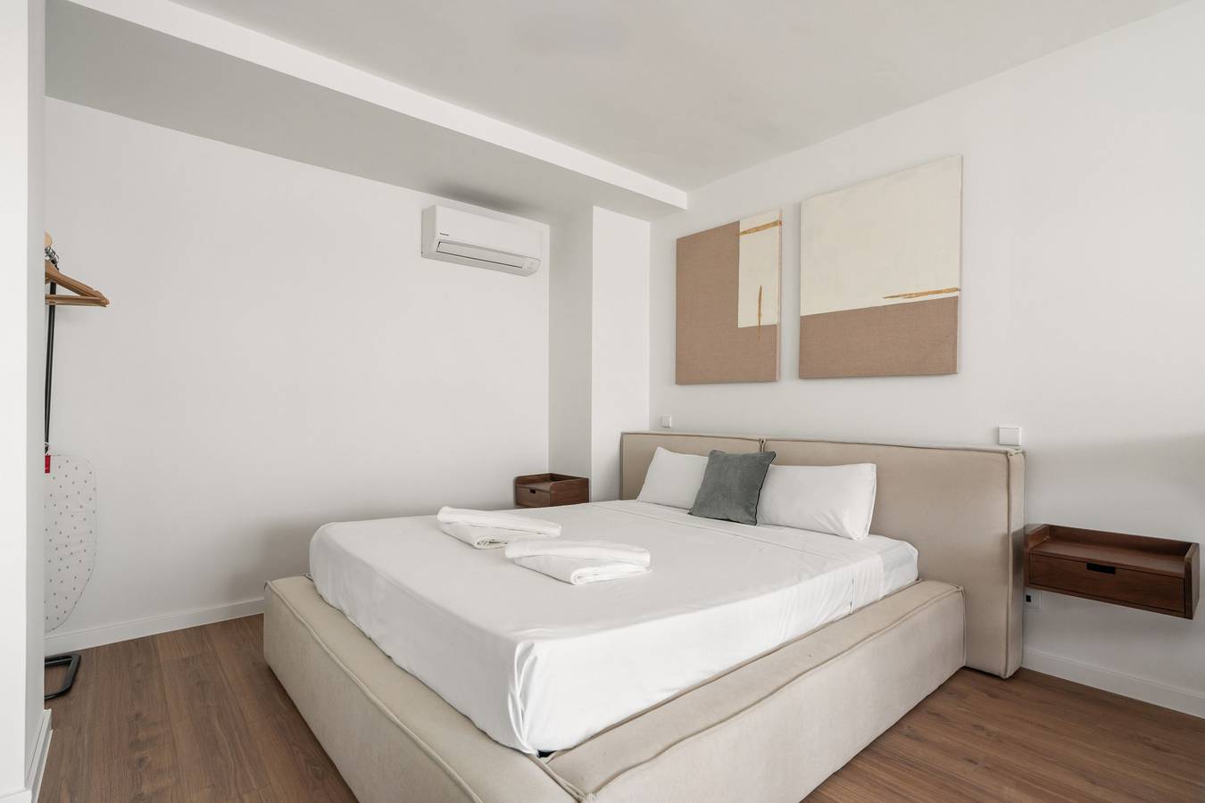 Ganze Wohnung, Apartamento business con garaje y piscina de alquiler temporal in San Sebastián de los Reyes, Madrid Province