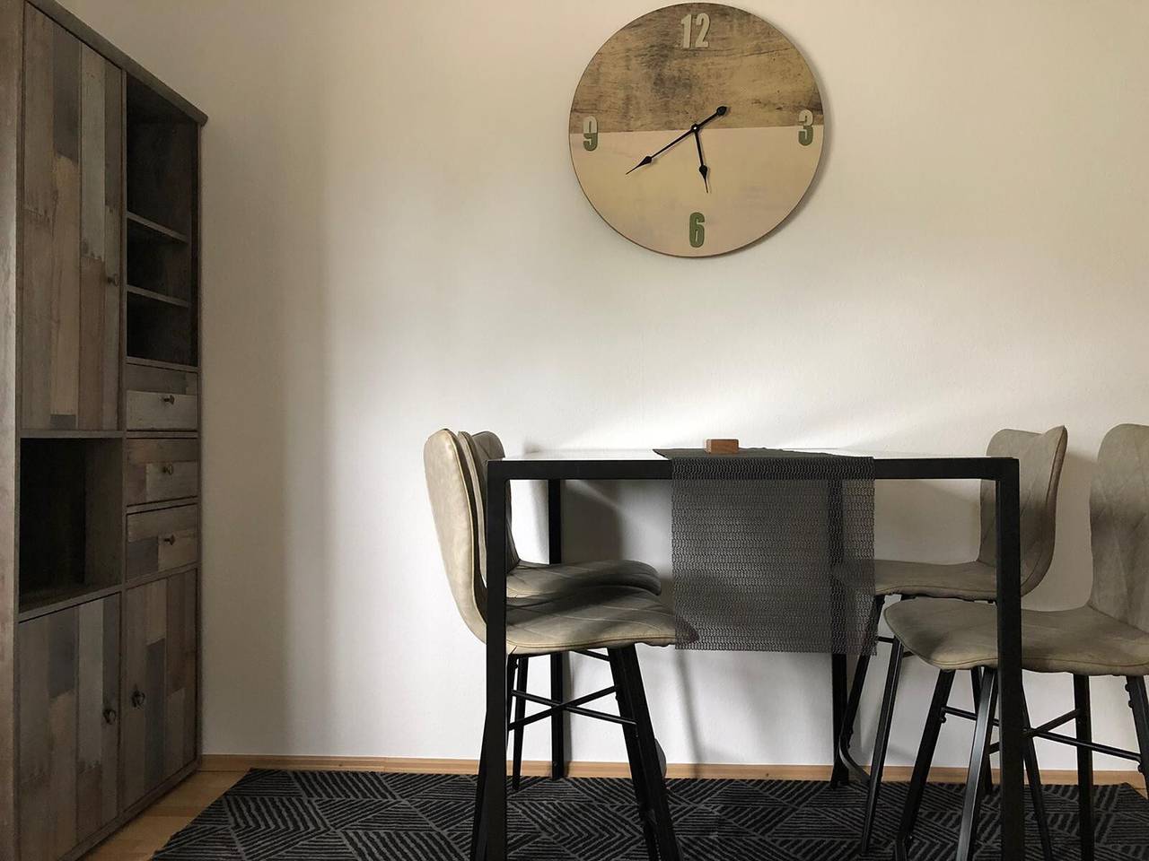 Entire apartment, Apartment "Haus Schwarzwaldblick" with Mountain View, Wi-Fi & Balcony in Gamshurst, Achern