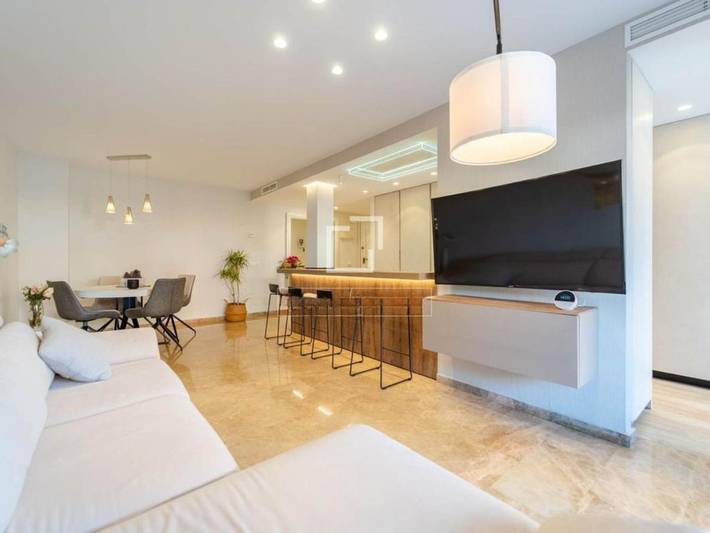 Bed and Breakfast für 8 Personen, mit Balkon und Terrasse sowie Garten und Pool